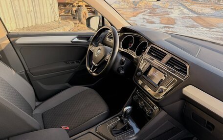 Volkswagen Tiguan II, 2017 год, 1 850 000 рублей, 5 фотография