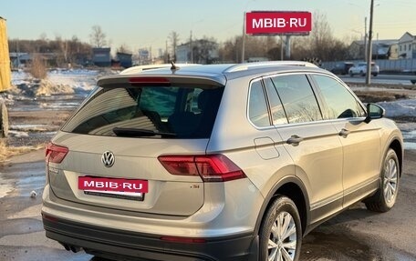 Volkswagen Tiguan II, 2017 год, 1 850 000 рублей, 4 фотография