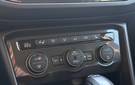 Volkswagen Tiguan II, 2017 год, 1 850 000 рублей, 8 фотография