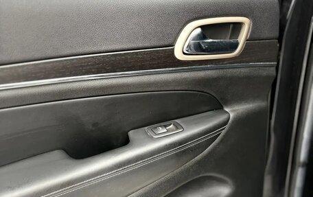 Jeep Grand Cherokee, 2013 год, 2 410 000 рублей, 25 фотография