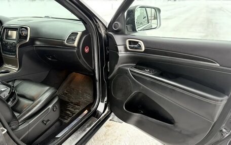 Jeep Grand Cherokee, 2013 год, 2 410 000 рублей, 33 фотография