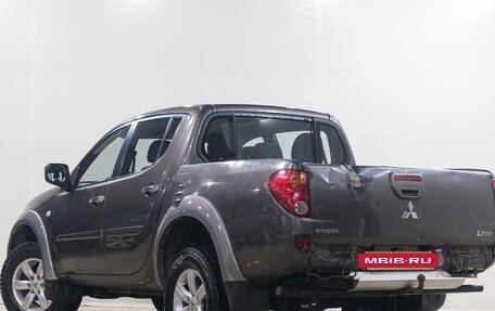 Mitsubishi L200 IV рестайлинг, 2013 год, 1 529 000 рублей, 5 фотография