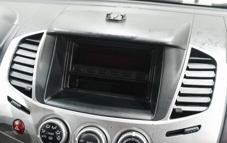 Mitsubishi L200 IV рестайлинг, 2013 год, 1 529 000 рублей, 23 фотография