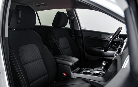 KIA Sportage IV рестайлинг, 2019 год, 2 600 000 рублей, 14 фотография