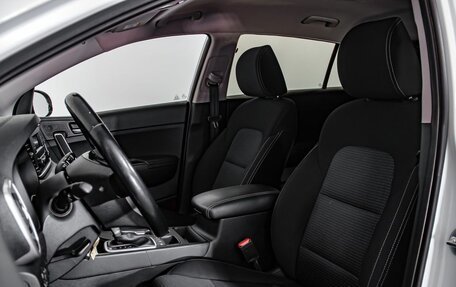 KIA Sportage IV рестайлинг, 2019 год, 2 600 000 рублей, 15 фотография