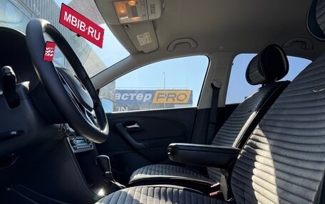 Volkswagen Polo VI (EU Market), 2017 год, 1 067 000 рублей, 12 фотография