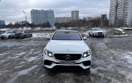 Mercedes-Benz E-Класс, 2016 год, 2 500 000 рублей, 2 фотография