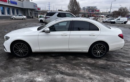 Mercedes-Benz E-Класс, 2016 год, 2 500 000 рублей, 8 фотография