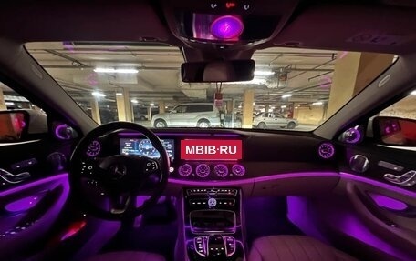 Mercedes-Benz E-Класс, 2016 год, 2 500 000 рублей, 11 фотография