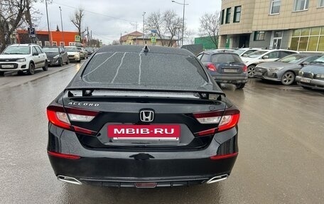 Honda Accord IX рестайлинг, 2017 год, 2 480 000 рублей, 8 фотография
