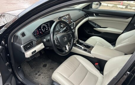 Honda Accord IX рестайлинг, 2017 год, 2 480 000 рублей, 9 фотография