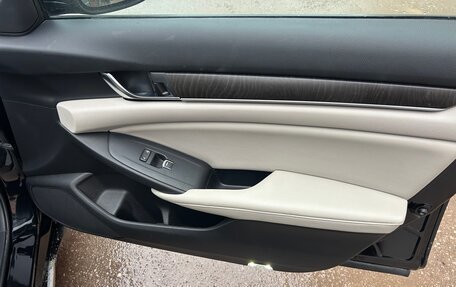 Honda Accord IX рестайлинг, 2017 год, 2 480 000 рублей, 16 фотография