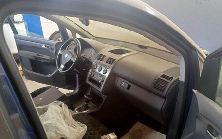 Volkswagen Touran III, 2008 год, 500 300 рублей, 10 фотография