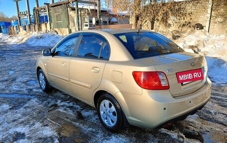 KIA Rio II, 2011 год, 700 000 рублей, 3 фотография