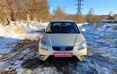 KIA Rio II, 2011 год, 700 000 рублей, 8 фотография