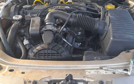 Dodge Stratus II, 2004 год, 450 000 рублей, 5 фотография