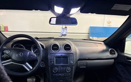 Mercedes-Benz M-Класс, 2011 год, 1 800 000 рублей, 3 фотография