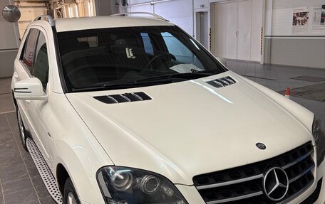 Mercedes-Benz M-Класс, 2011 год, 1 800 000 рублей, 6 фотография