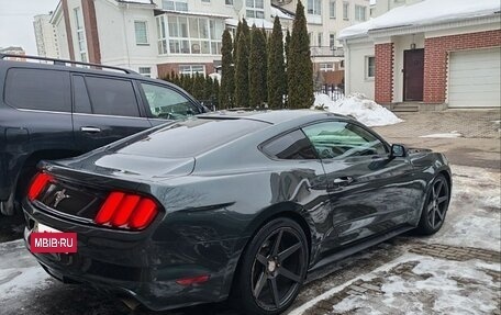 Ford Mustang VI рестайлинг, 2016 год, 2 699 000 рублей, 8 фотография