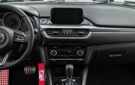 Mazda 6, 2017 год, 1 550 000 рублей, 11 фотография