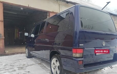 Volkswagen Caravelle T4, 2002 год, 1 450 000 рублей, 3 фотография