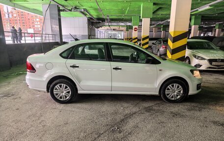 Volkswagen Polo VI (EU Market), 2018 год, 1 200 000 рублей, 2 фотография
