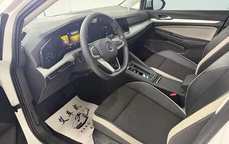 Volkswagen Golf VIII, 2023 год, 1 635 700 рублей, 8 фотография