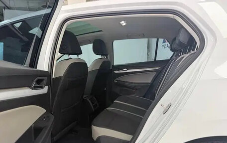 Volkswagen Golf VIII, 2023 год, 1 635 700 рублей, 13 фотография