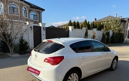 Opel Astra J, 2014 год, 1 150 000 рублей, 2 фотография