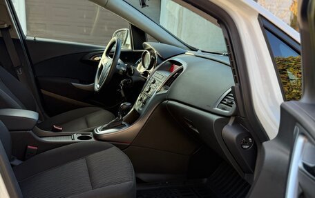 Opel Astra J, 2014 год, 1 150 000 рублей, 9 фотография