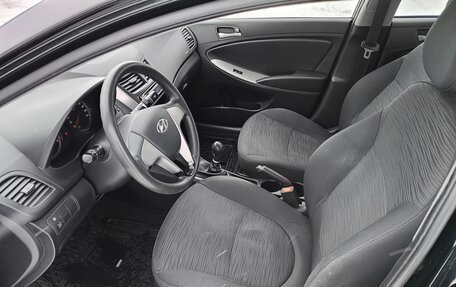 Hyundai Solaris II рестайлинг, 2016 год, 735 000 рублей, 8 фотография