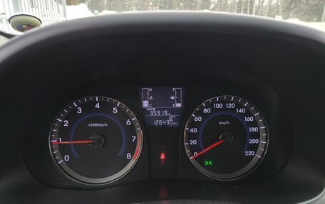 Hyundai Solaris II рестайлинг, 2016 год, 735 000 рублей, 7 фотография