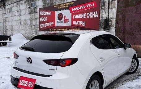 Mazda 3, 2019 год, 1 850 000 рублей, 3 фотография