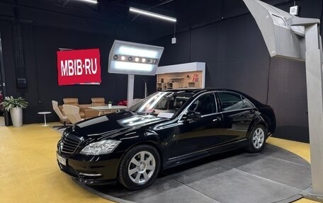 Mercedes-Benz S-Класс, 2013 год, 2 300 000 рублей, 34 фотография