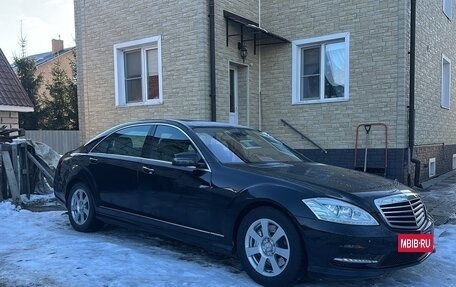 Mercedes-Benz S-Класс, 2013 год, 2 300 000 рублей, 36 фотография