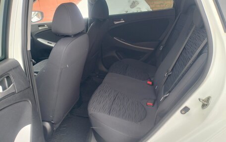 Hyundai Solaris II рестайлинг, 2014 год, 845 000 рублей, 9 фотография