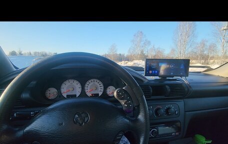 Dodge Stratus II, 2003 год, 450 000 рублей, 2 фотография