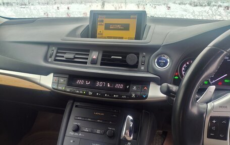 Lexus CT I рестайлинг, 2011 год, 1 150 000 рублей, 17 фотография