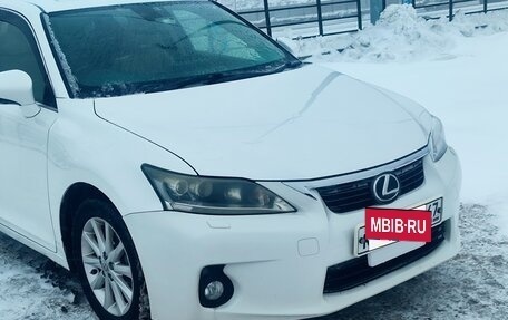 Lexus CT I рестайлинг, 2011 год, 1 150 000 рублей, 4 фотография
