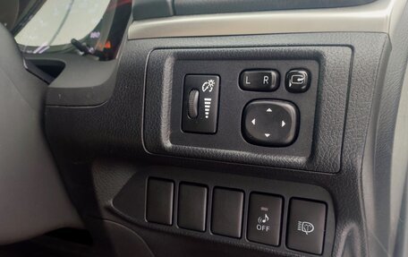 Lexus CT I рестайлинг, 2011 год, 1 150 000 рублей, 28 фотография