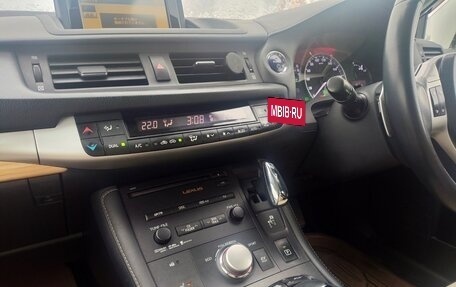 Lexus CT I рестайлинг, 2011 год, 1 150 000 рублей, 19 фотография