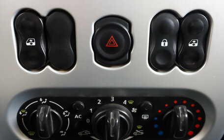 Renault Logan I, 2013 год, 529 000 рублей, 18 фотография