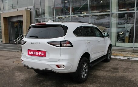 Isuzu MU-X, 2021 год, 4 890 000 рублей, 5 фотография