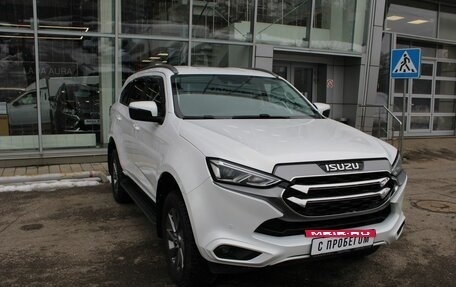 Isuzu MU-X, 2021 год, 4 890 000 рублей, 3 фотография