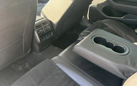 Volkswagen Passat B8 рестайлинг, 2015 год, 1 800 000 рублей, 13 фотография