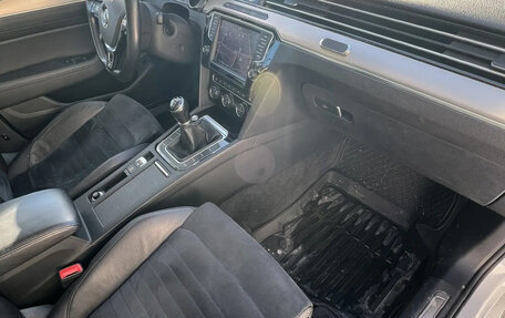 Volkswagen Passat B8 рестайлинг, 2015 год, 1 800 000 рублей, 11 фотография