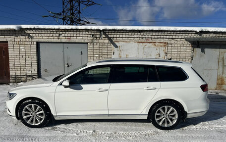 Volkswagen Passat B8 рестайлинг, 2015 год, 1 800 000 рублей, 2 фотография