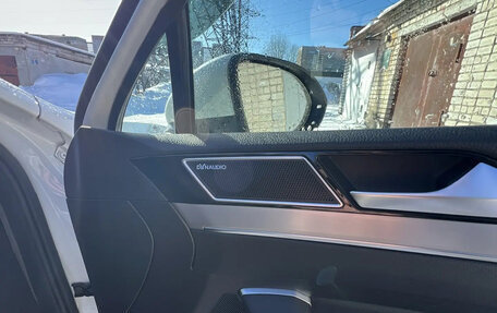 Volkswagen Passat B8 рестайлинг, 2015 год, 1 800 000 рублей, 16 фотография