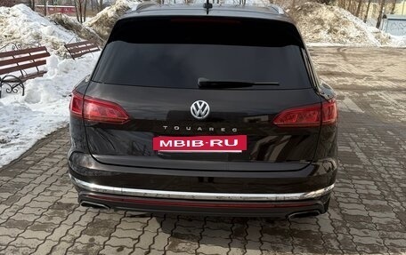 Volkswagen Touareg III, 2019 год, 4 500 000 рублей, 3 фотография