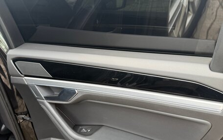 Volkswagen Touareg III, 2019 год, 4 500 000 рублей, 20 фотография